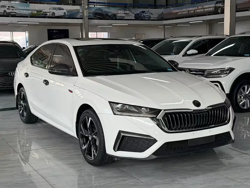 Skoda Octavia — фото 9
