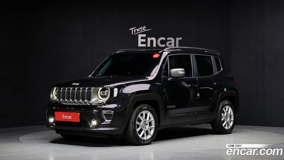 Jeep Renegade — фото 1