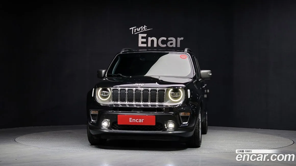Jeep Renegade — фото 4