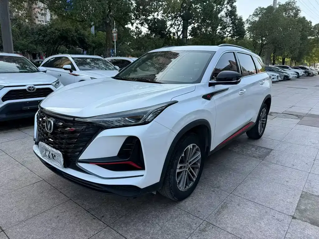 Changan CS75PLUS — фото 1