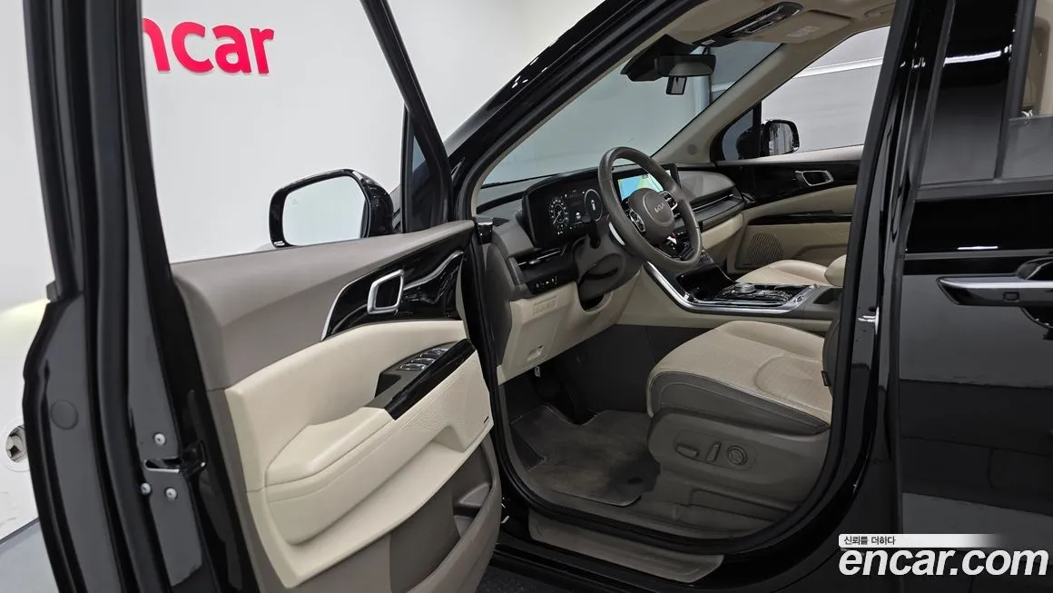 Kia Carnival — фото 2