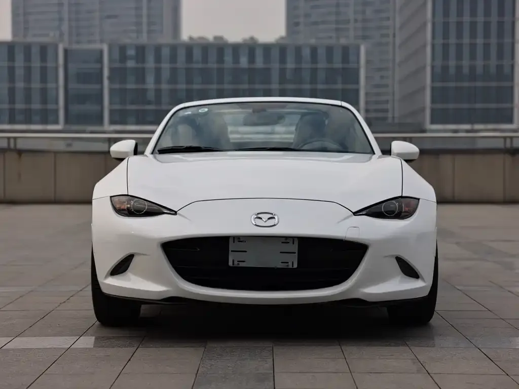 Mazda MX-5 — фото 7