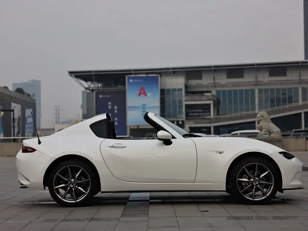 Mazda MX-5 — фото 2