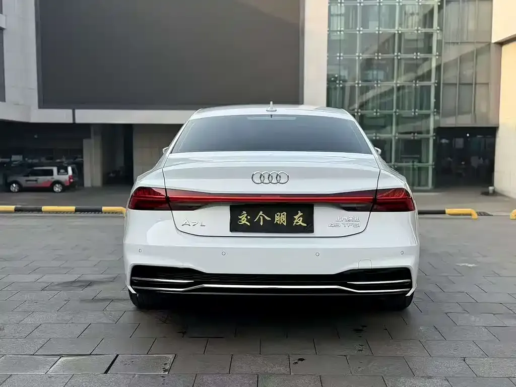 Audi A7L — фото 2