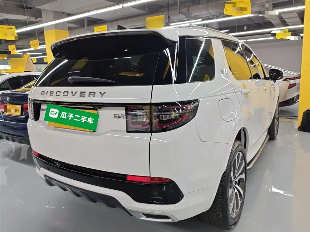 Land Rover Discovery Sport Hybrid — фото 8