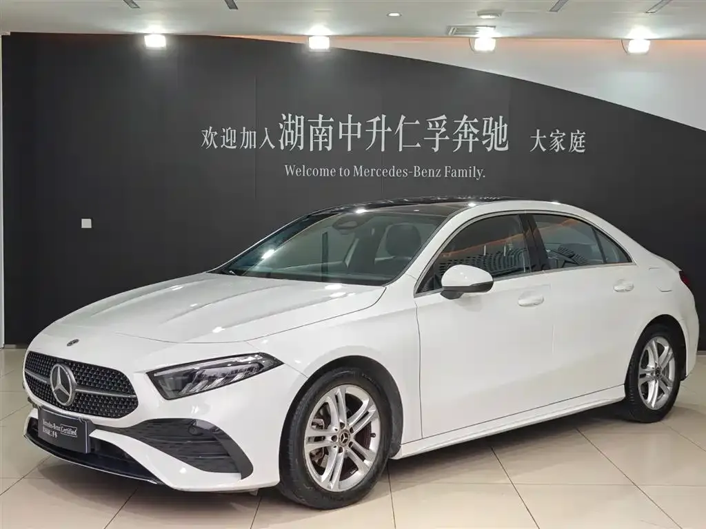 Mercedes-Benz A-Class — фото 1