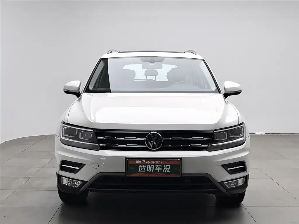 Volkswagen Tiguan L — фото 6