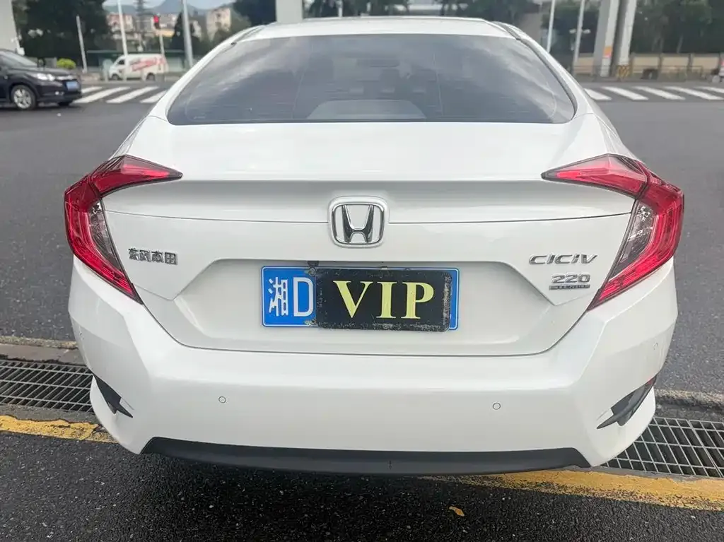 Honda Civic — фото 4