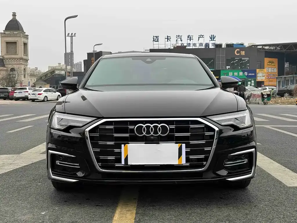 Audi A6L — фото 6
