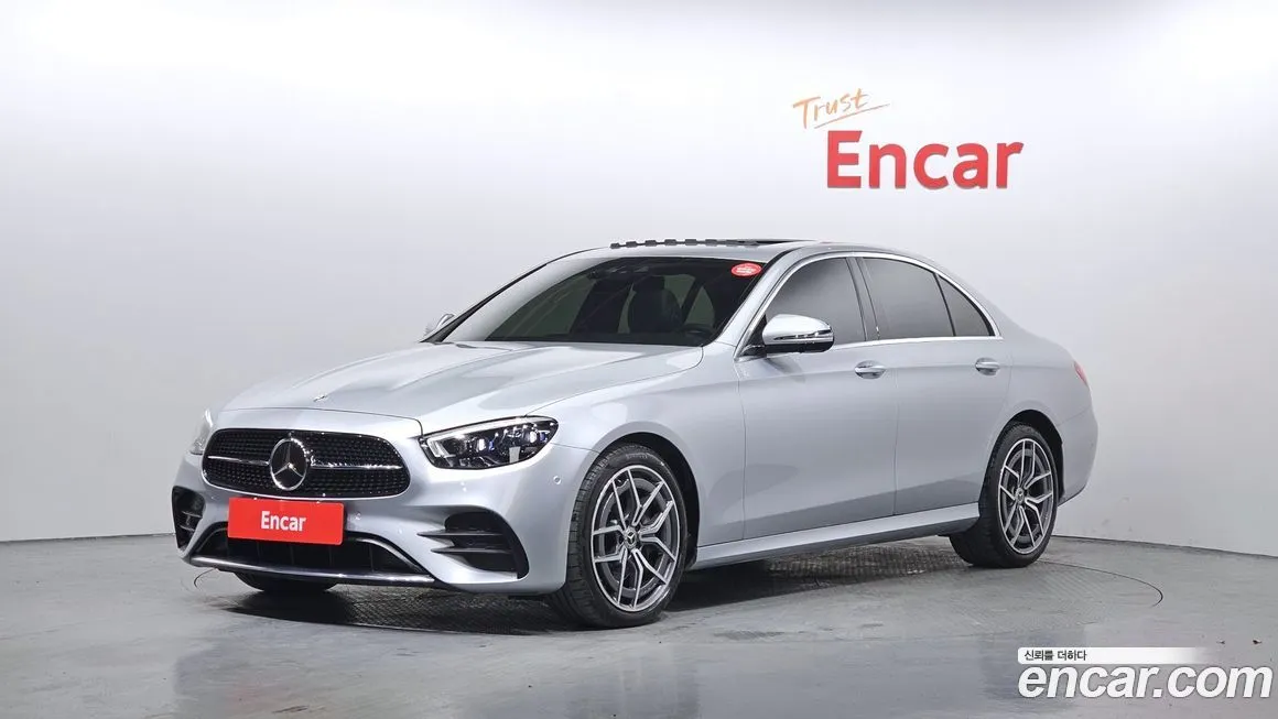 Mercedes-Benz E-Class — фото 1