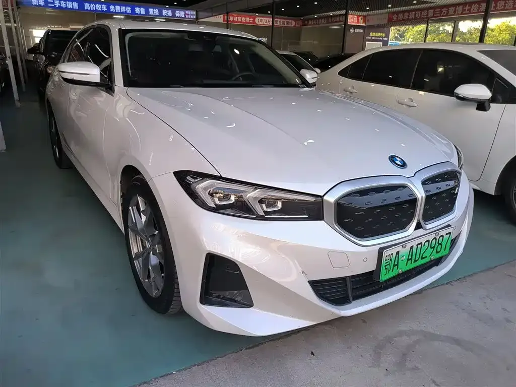BMW i3 — фото 10