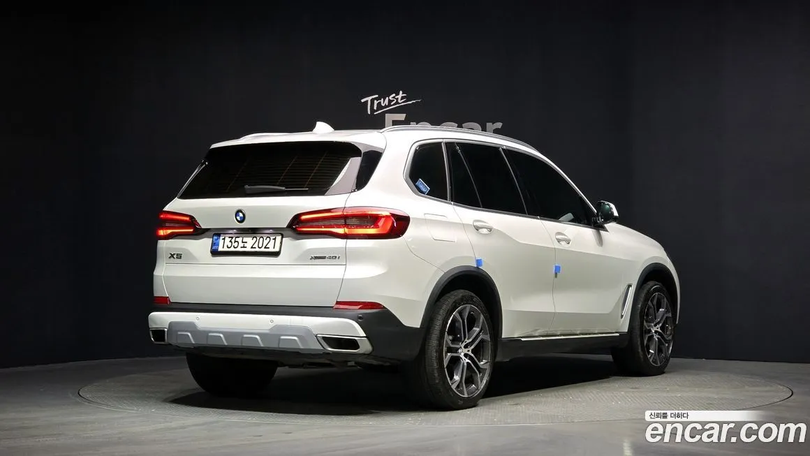 BMW X5 — фото 7