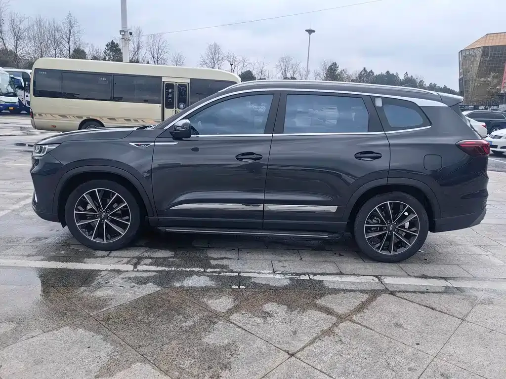 Chery Tiggo 8 PLUS — фото 2