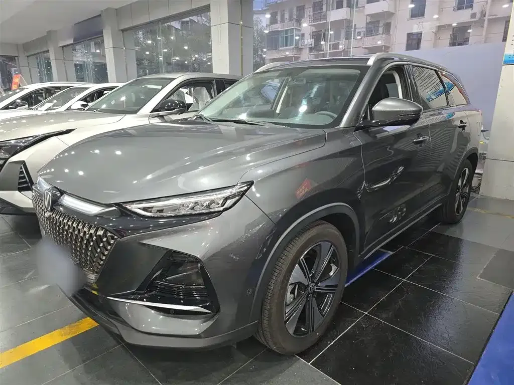 Changan X7 PLUS — фото 1