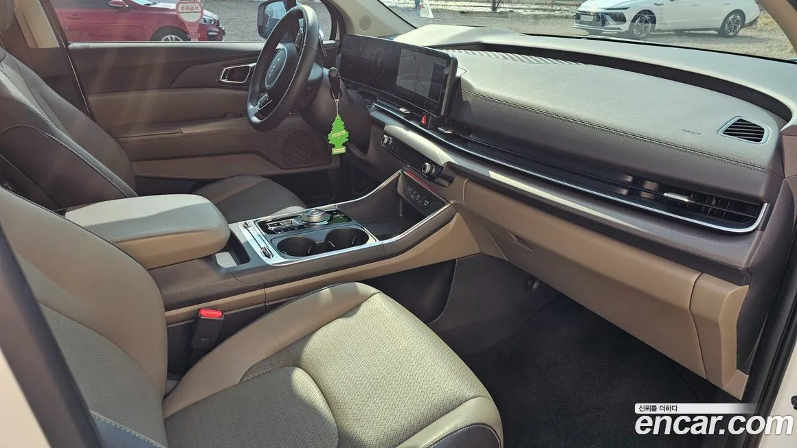 Kia Carnival — фото 10