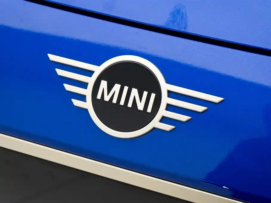 MINI Cooper EV — фото 9