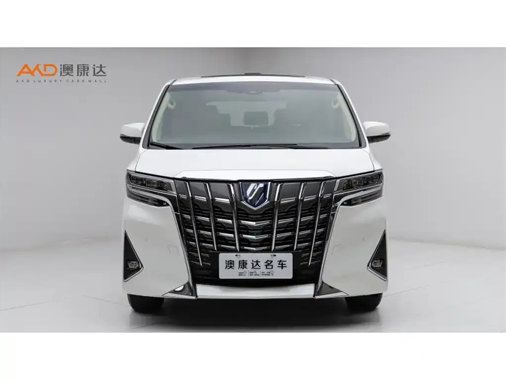 Toyota Alphard — фото 2