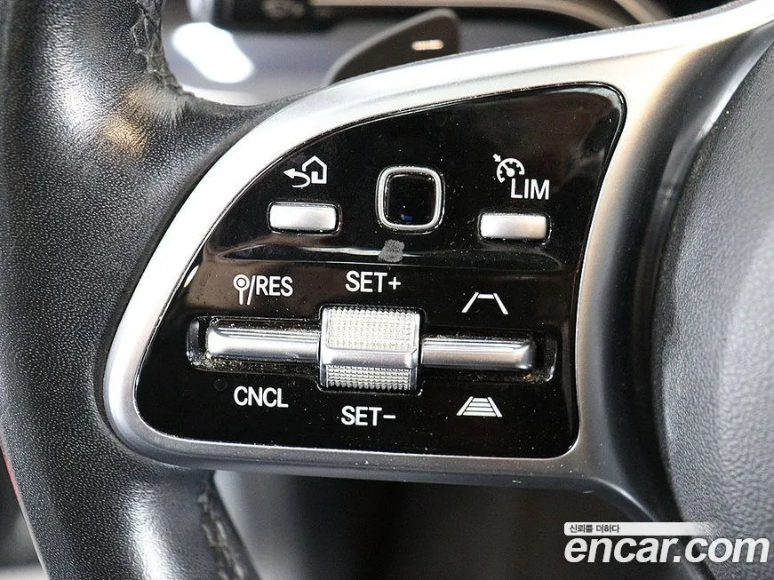 Mercedes-Benz GLE-Class — фото 10