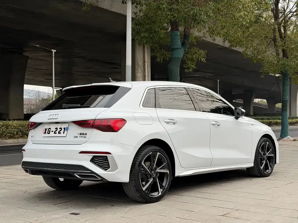 Audi A3 — фото 2