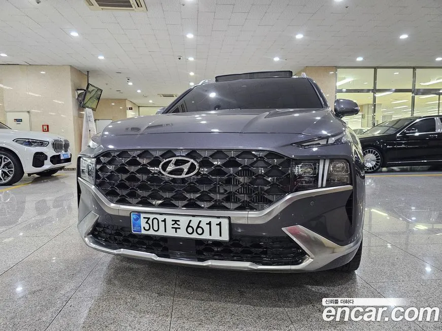 Hyundai Santafe — фото 1