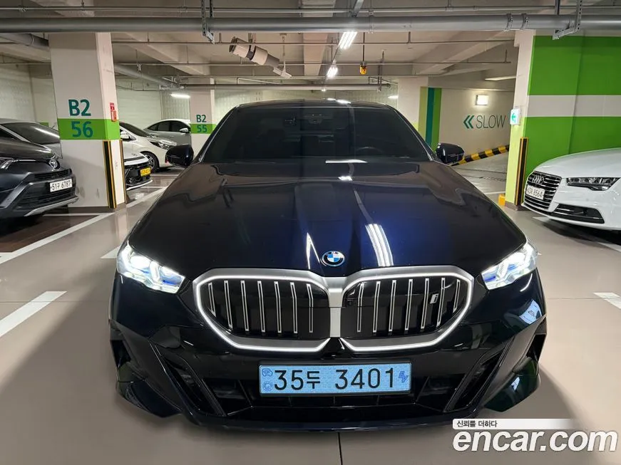 BMW i5 — фото 1