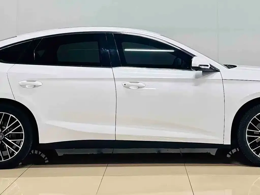 BYD Qin L — фото 7