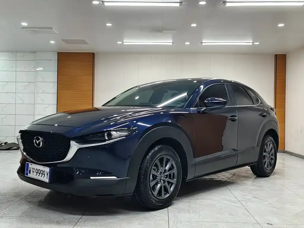 Mazda CX-30 — фото 1
