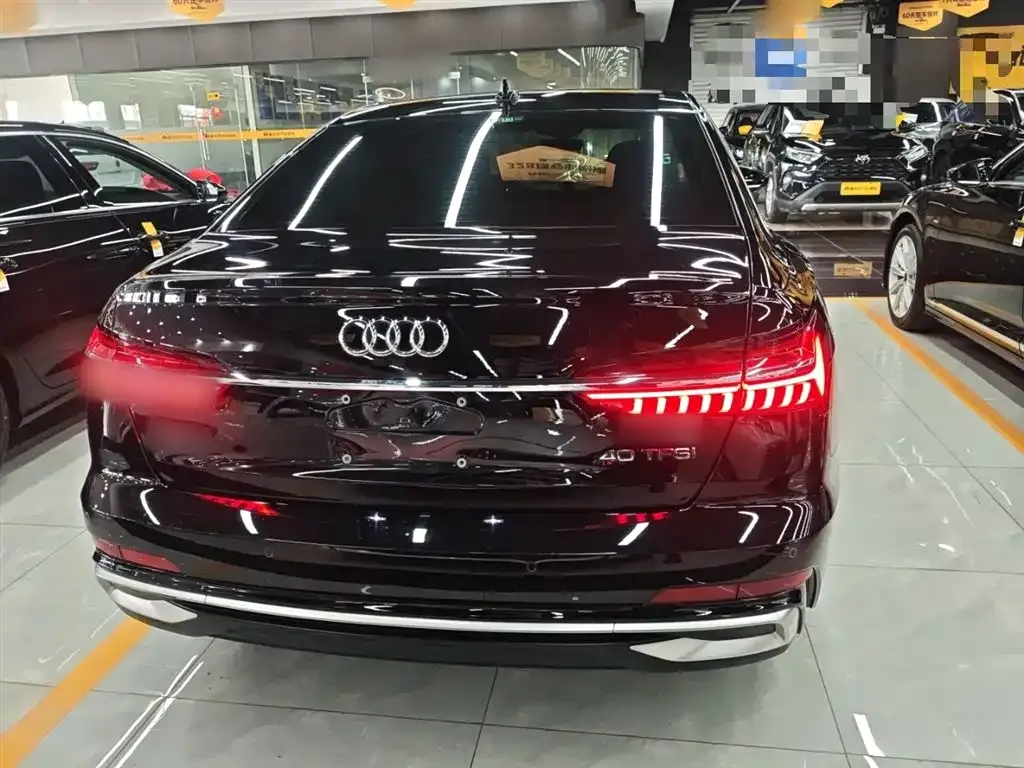 Audi A6L — фото 9