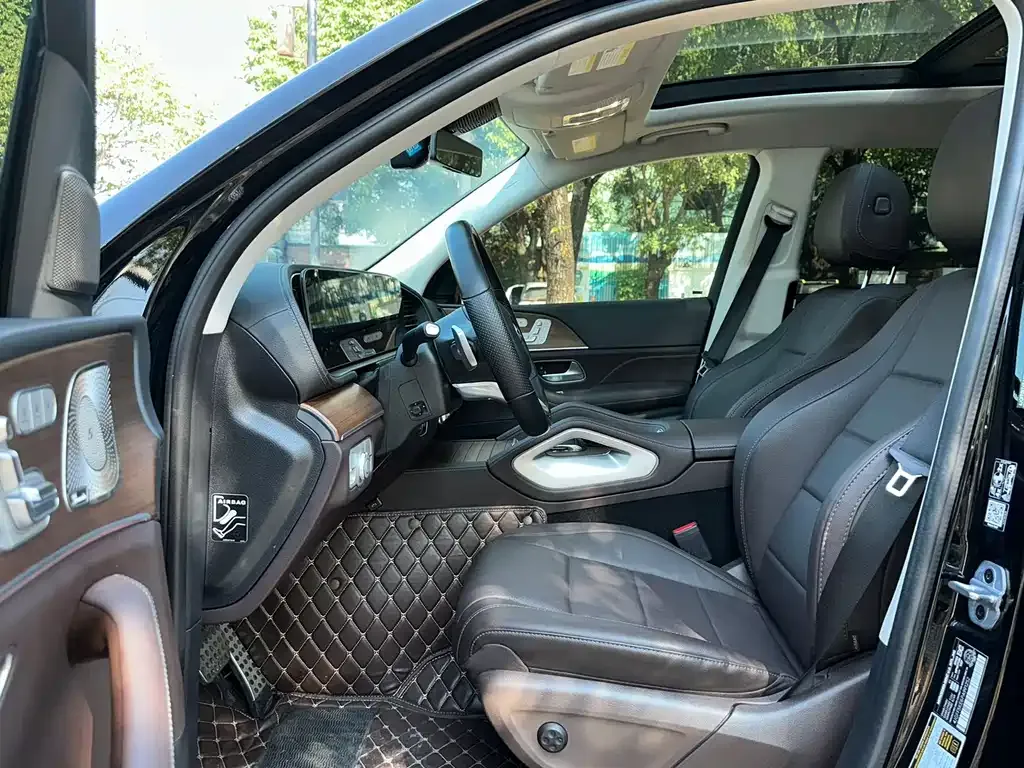 Mercedes-Benz GLS — фото 2