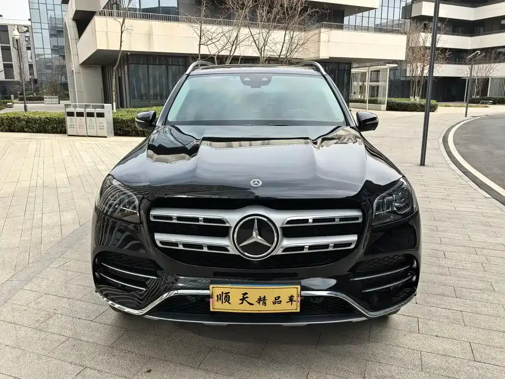 Mercedes-Benz GLS — фото 9