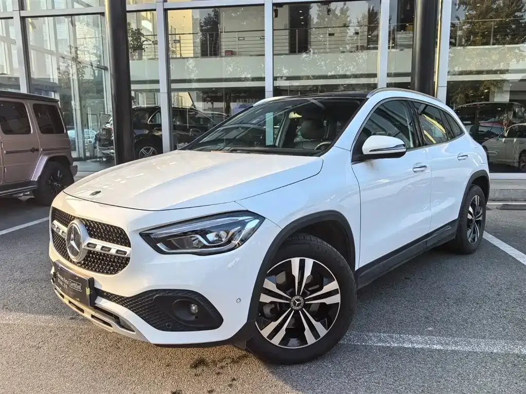 Mercedes-Benz GLA — фото 1
