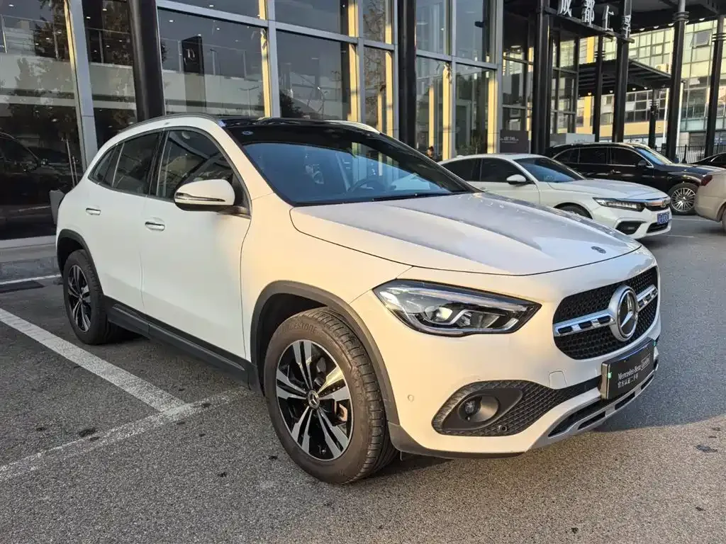 Mercedes-Benz GLA — фото 3