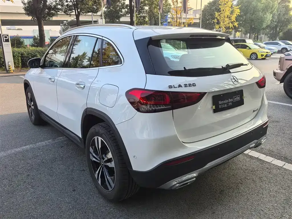 Mercedes-Benz GLA — фото 5