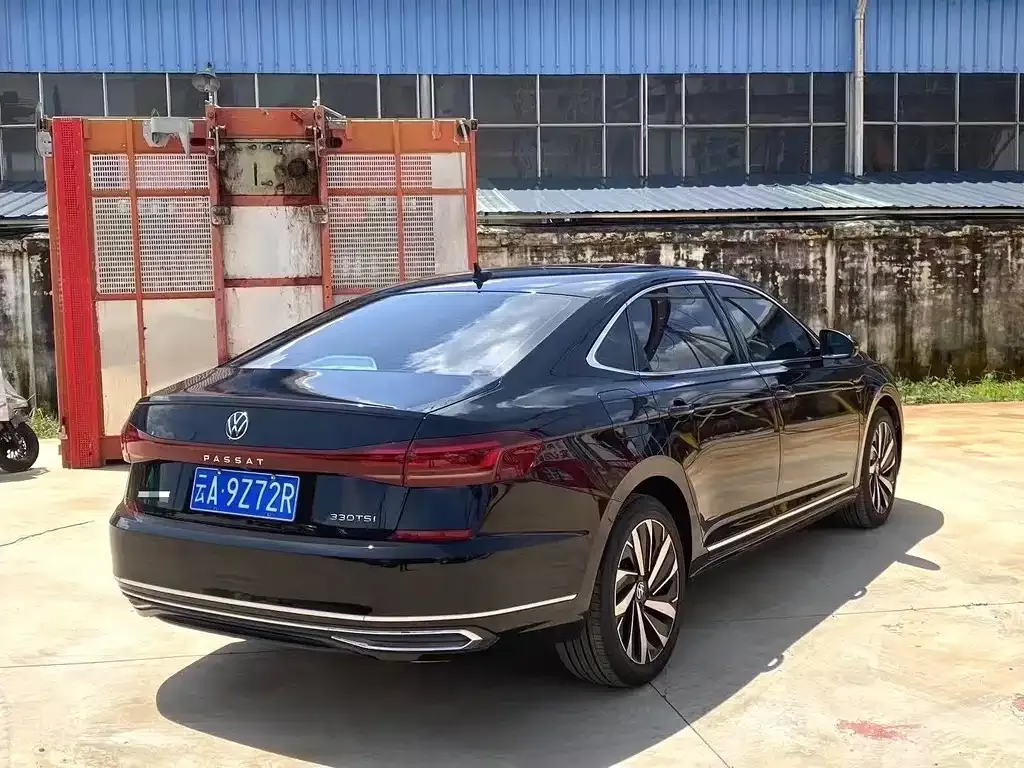 Volkswagen Passat — фото 2