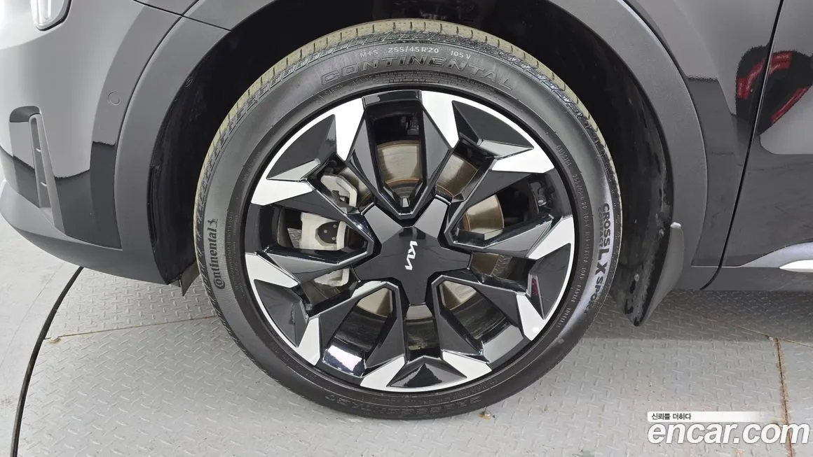 Kia Sorento — фото 7