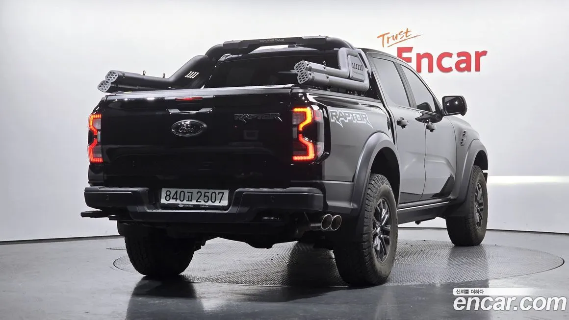 Ford Ranger — фото 10
