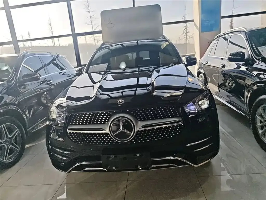 Mercedes-Benz GLE — фото 10