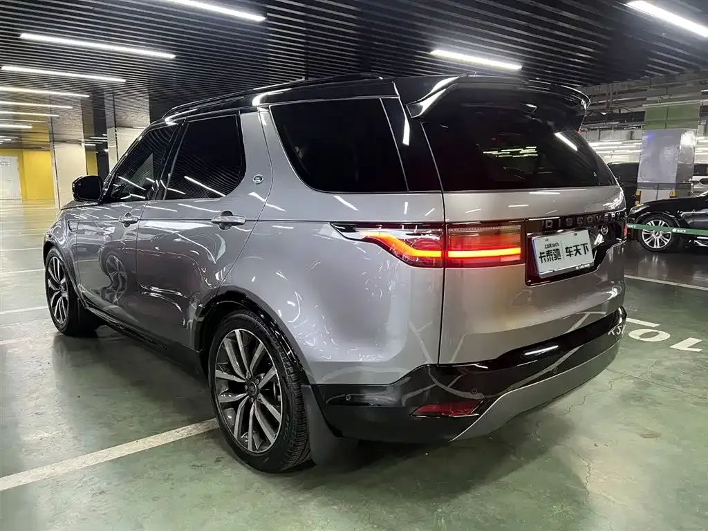 Land Rover Discovery — фото 10