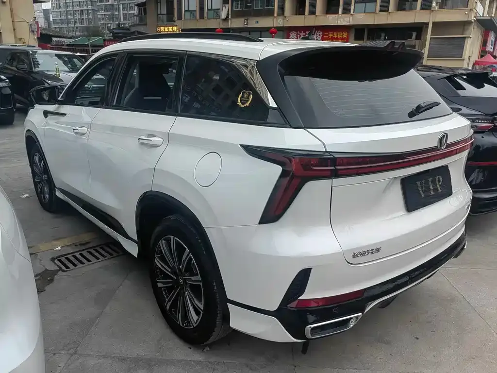 Changan CS75PLUS — фото 2