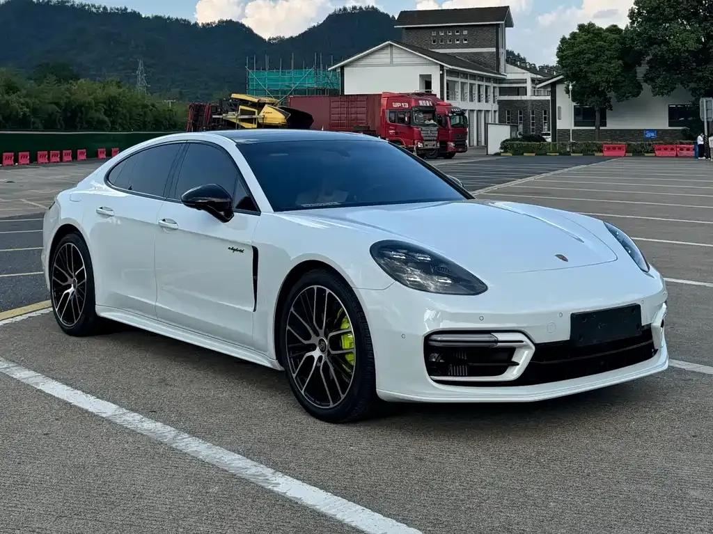 Porsche Panamera Hybrid — фото 9