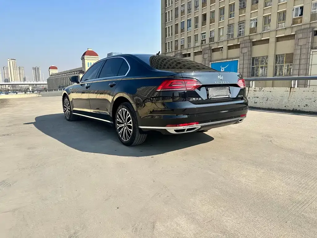 Volkswagen Phideon — фото 4