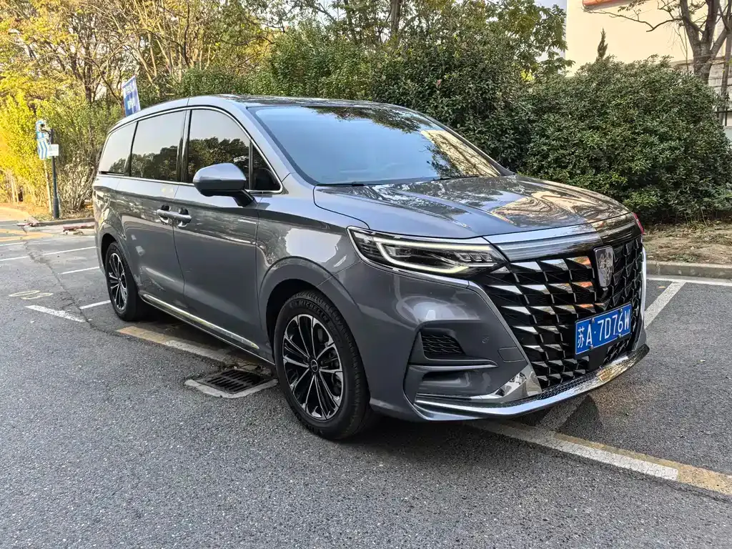 Roewe iMAX8 — фото 7