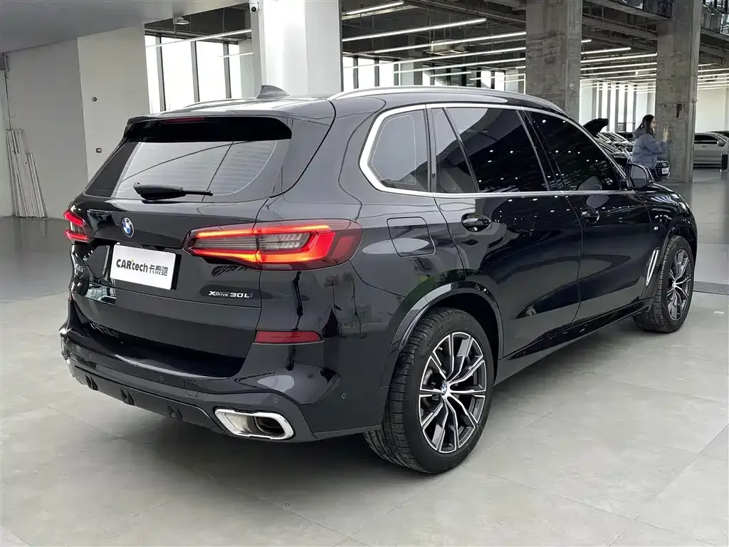 BMW X5 — фото 5