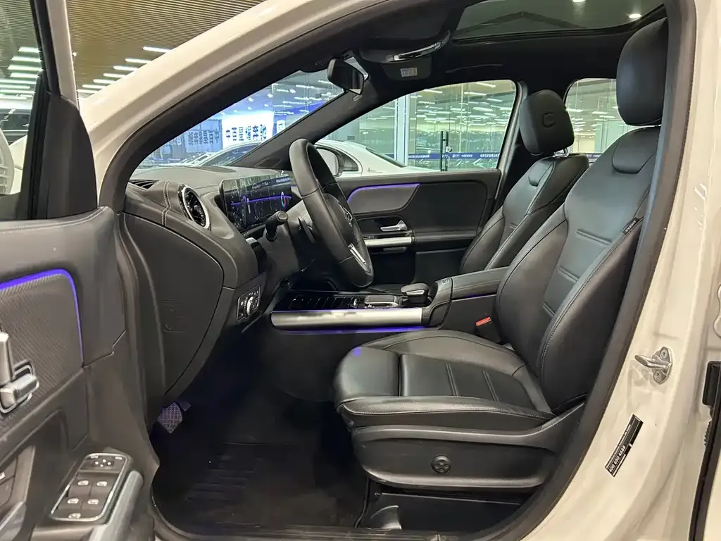 Mercedes-Benz GLA — фото 10
