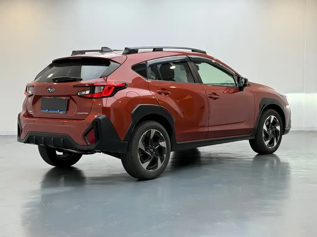 Subaru Crosstrek — фото 8
