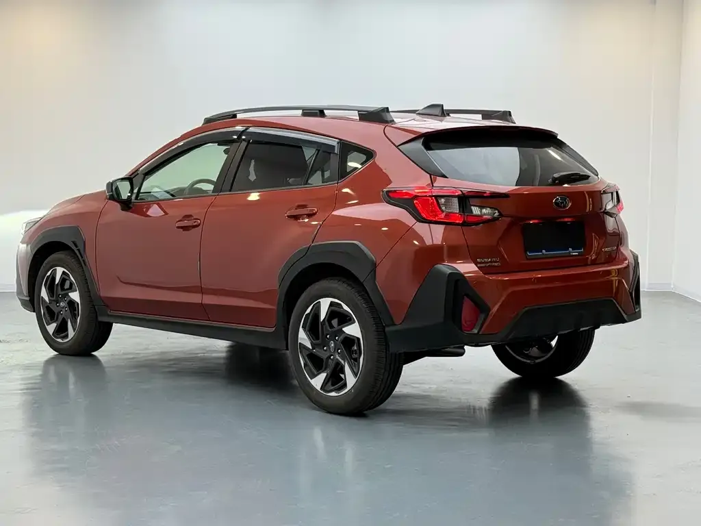 Subaru Crosstrek — фото 6