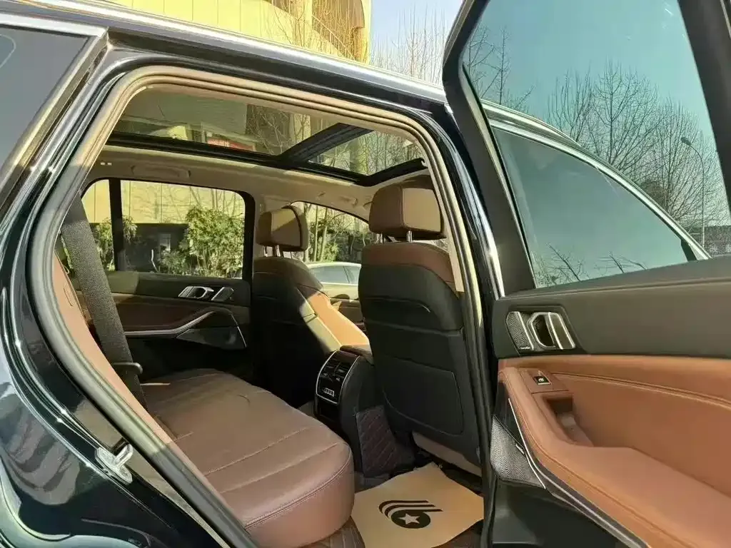 BMW X5 (Import) — фото 8