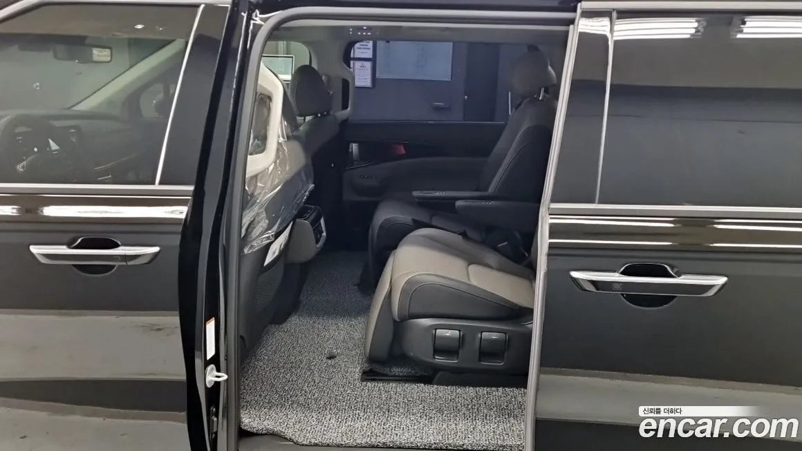 Kia Sorento — фото 10