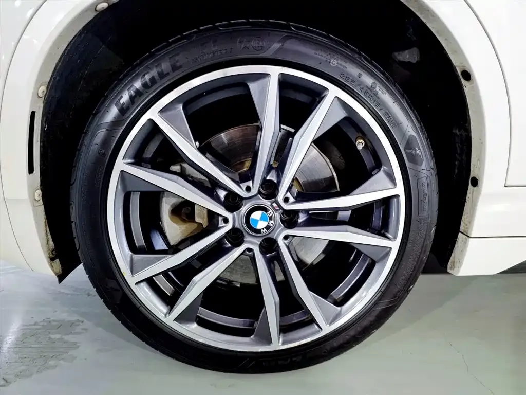 BMW X2 — фото 9