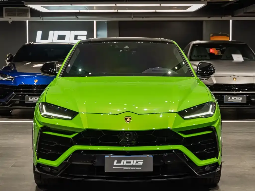 Lamborghini Urus — фото 6